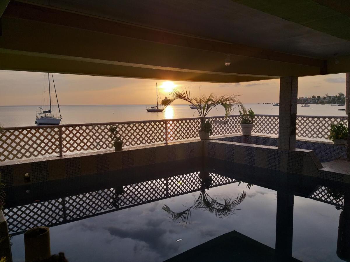 Sea World Vacation Home Roseau Luaran gambar